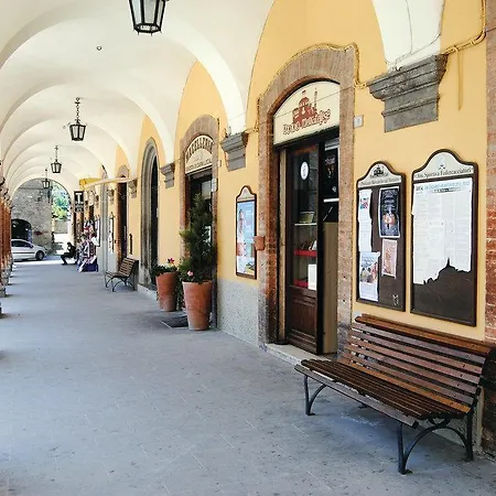 Holiday S. Angelo In Vado -pu- 28 Piandimeleto